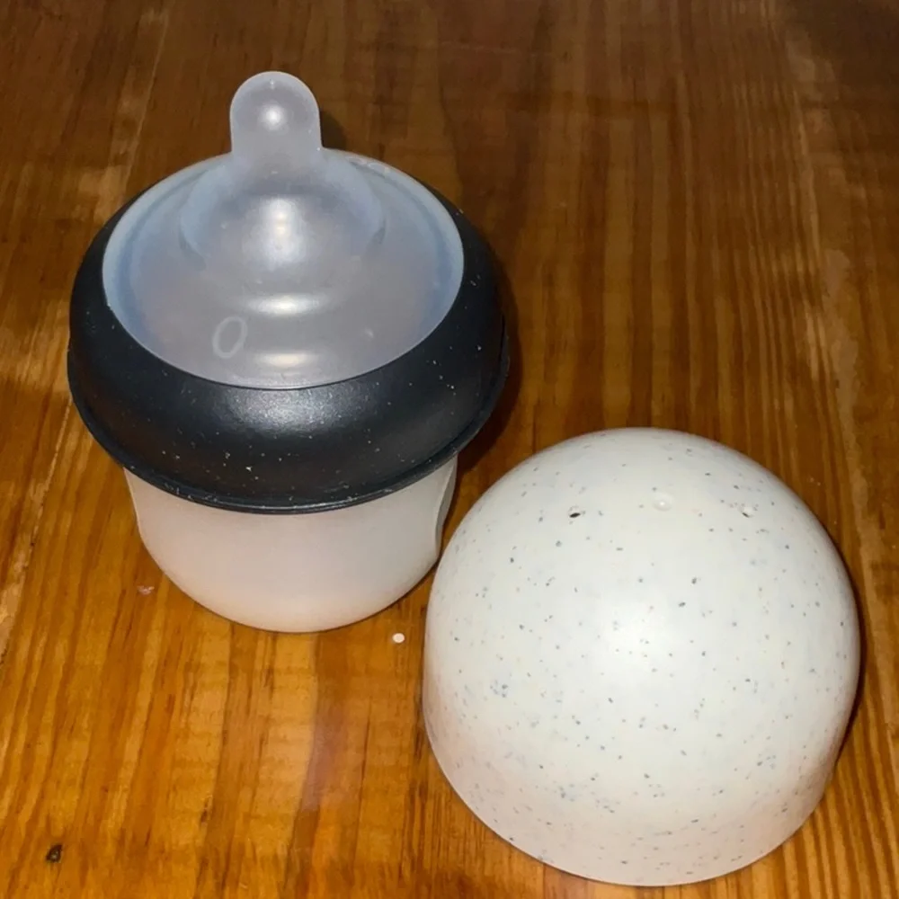 Boon Nursh Silicone Baby Bottle (120nL/4oz)